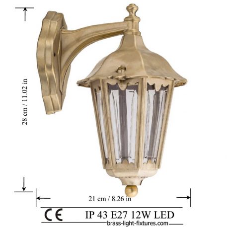 Classic British Lighting. Outdoor Wall Lamp. Made of Brass in brass finish. ART BR484K Brass